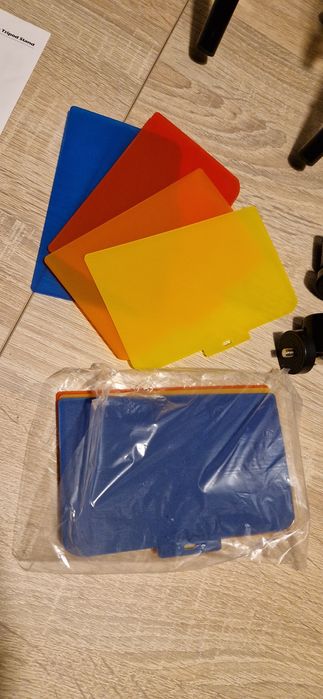 Zestaw studyjny, statywy, LED