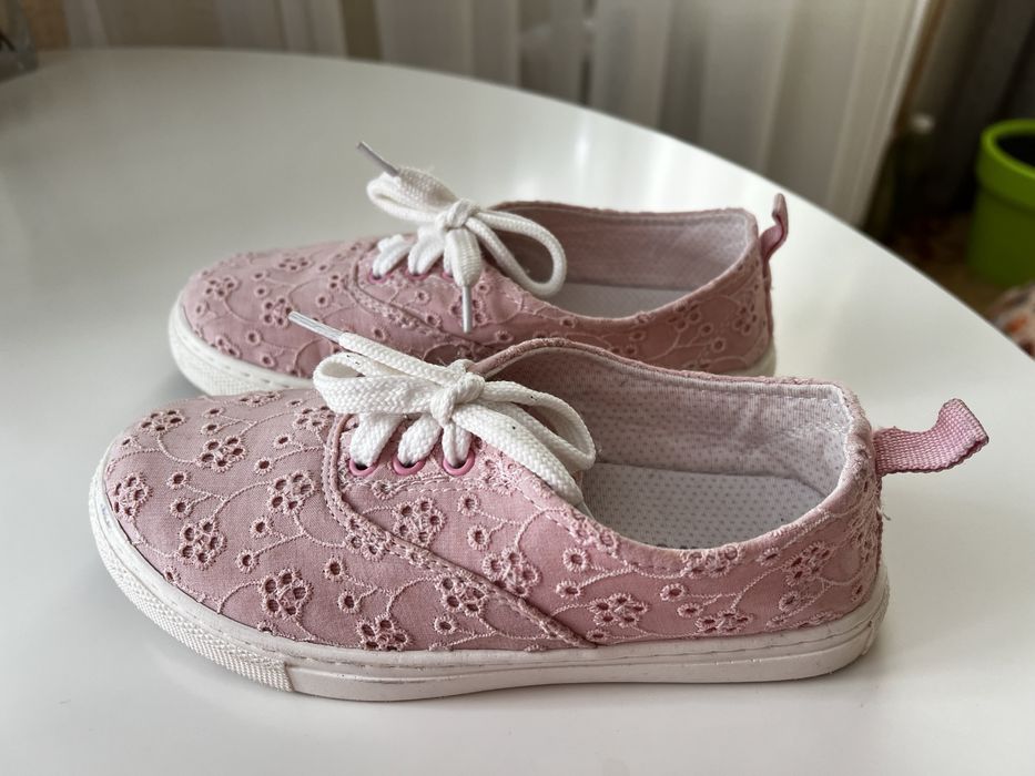 Ажурні кеди  на дівчинку 21 см