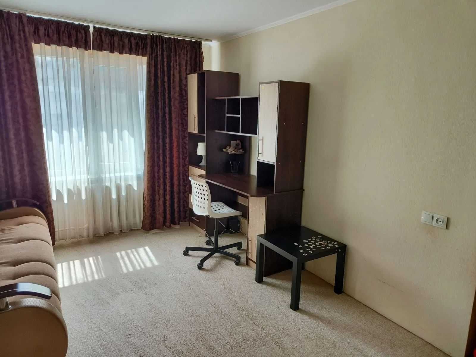 Продам 1 комнатную квартиру в центре по улице Космической DA