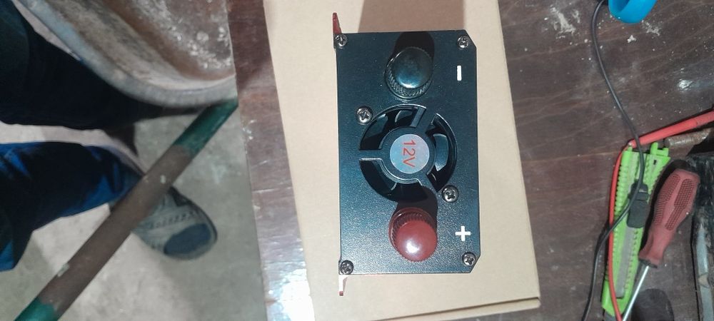 Інвертор 12/220.