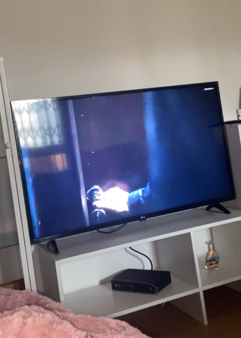 Tv LG a venda quase nova