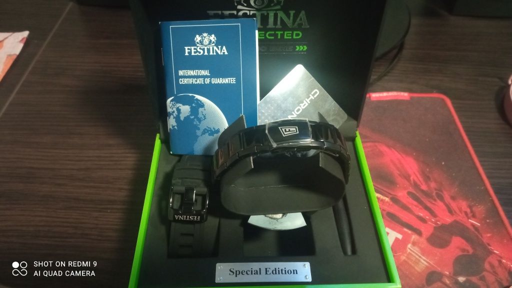 Продам новые Часы Festina connected