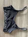 Biustonosz sportowy Calvin Klein nowy