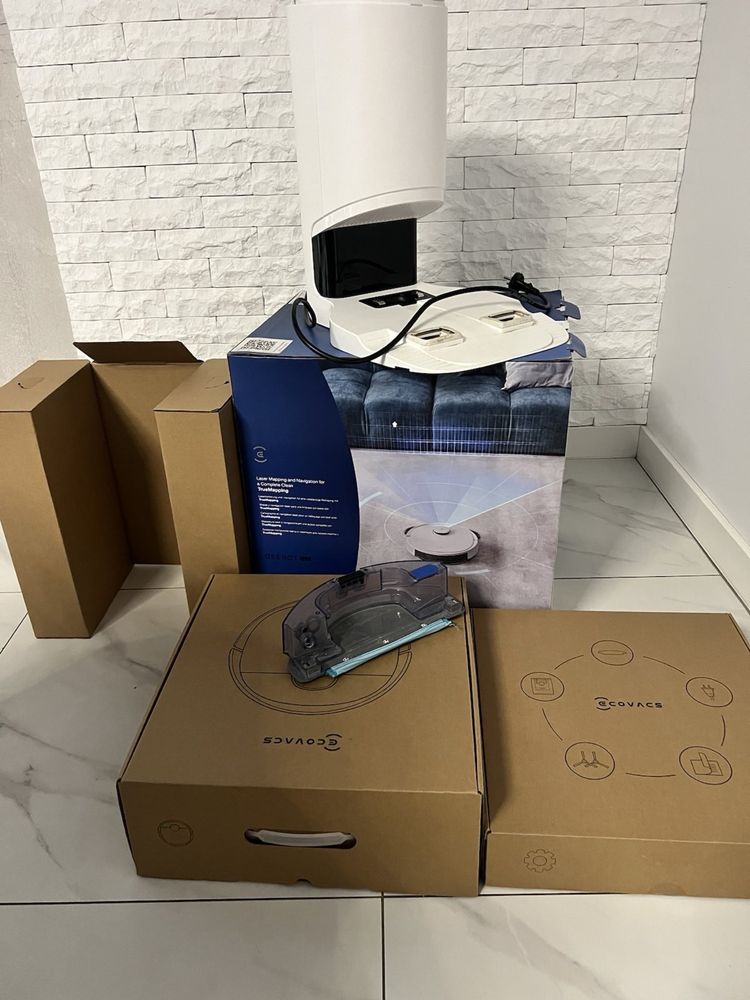 Робот пилосос ECOVACS DEEBOT OZMO N8  Plus Білий