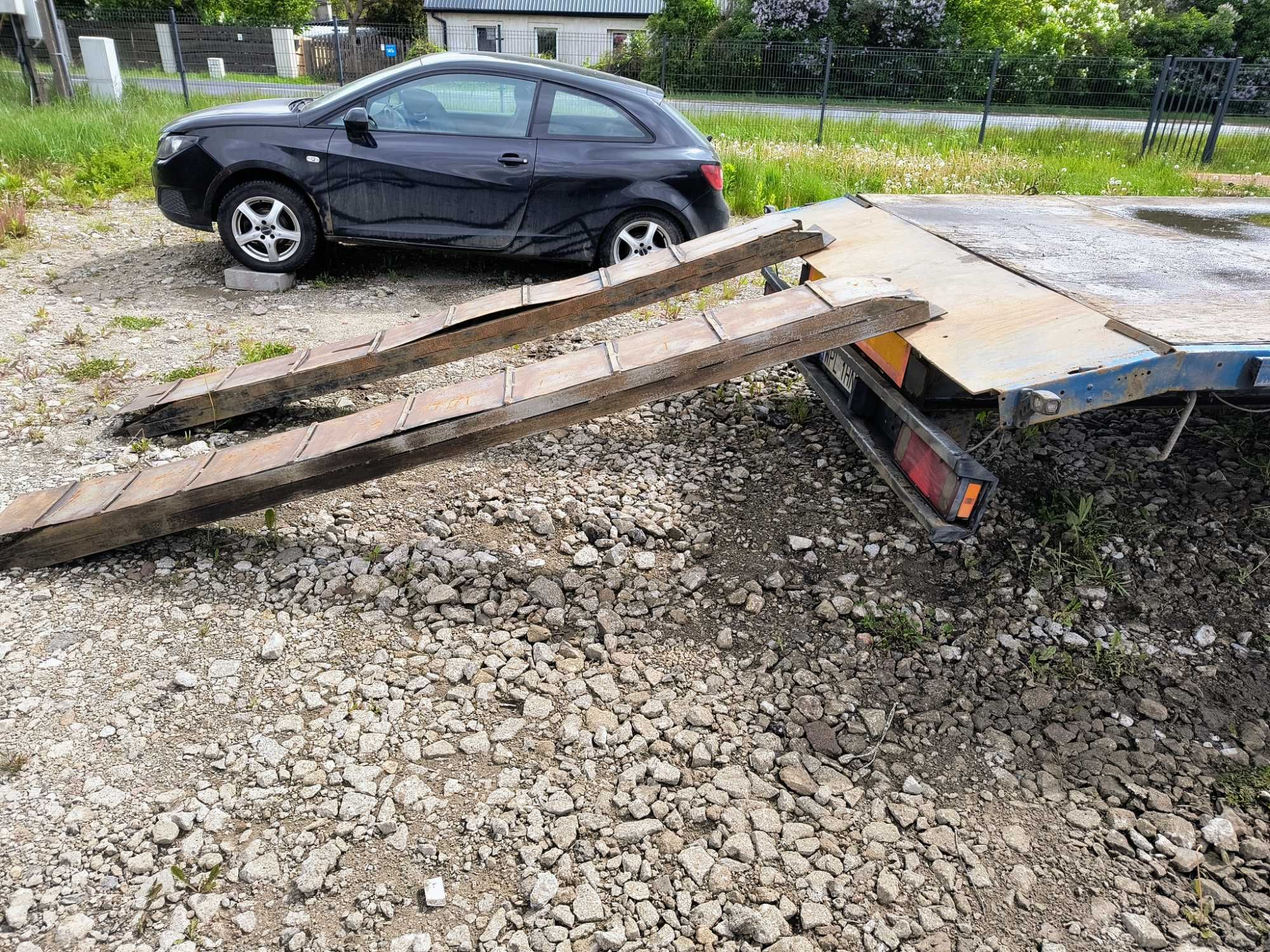 Laweta ciężarowa do transportu maszyn