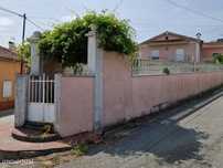 Moradia T5 Isolada com Garagem