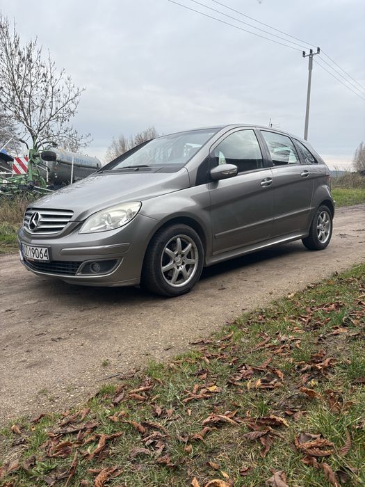 Merdedes b klasa W245