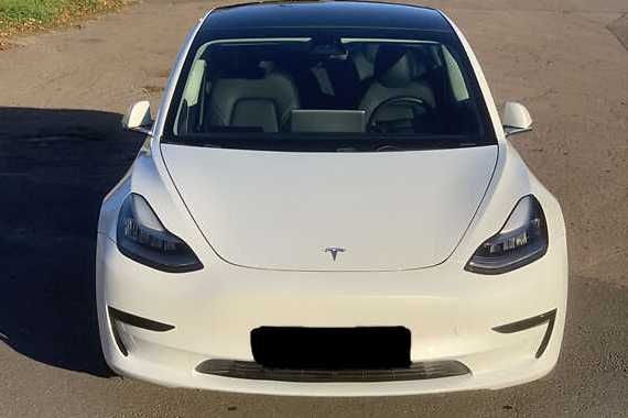 Продаю Tesla Model 3 Perfomance 2019 обслужена, доглянута!