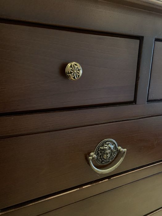 Movel de madeira maciça