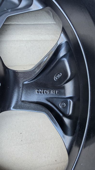 Диски KIA, Hyundai ..+ резина Dunlop. Оригинал  R17, 7J,114.3, ET53