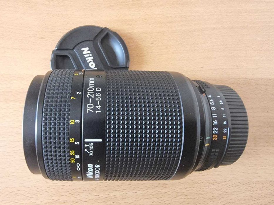 Об'єктив AF Nikkor 70-210 4-5.6D