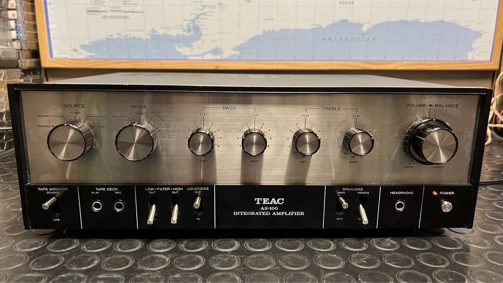 Amplificador Integrado TEAC AS-100 anos 70