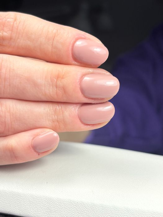 Manicure hybrydowy lub żelowy z parafiną
