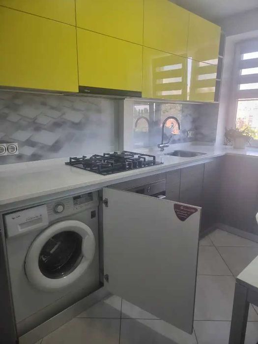 Солнечный Великолепная 3х ком квартира с ремонтом