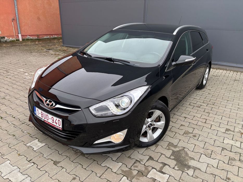 Hyundai i40 Hyundai i40 Kombi 1.7 CRDi 136 KM | Xenon | LED | Skóra | Kamera |