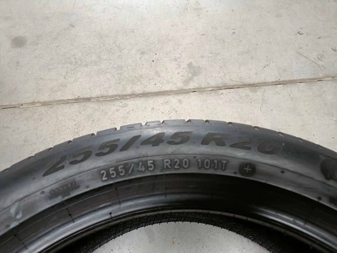 Opony 255/45R20 Pirelli Skorpion