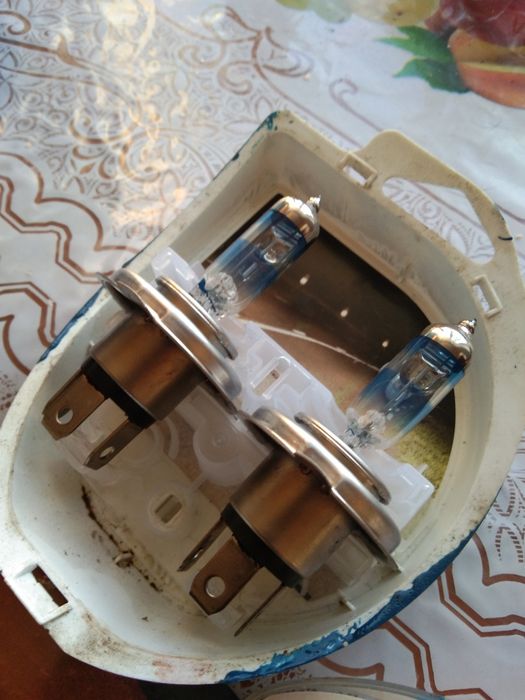 Продам галогеновые лампочки