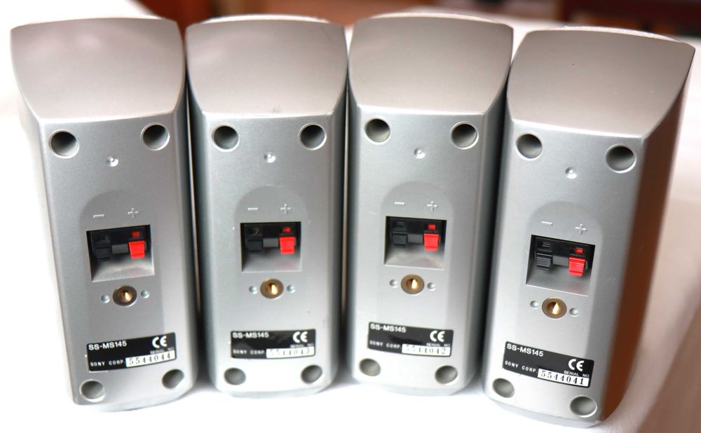 Colunas Sony CN-145 e MS-145 de dolby surround