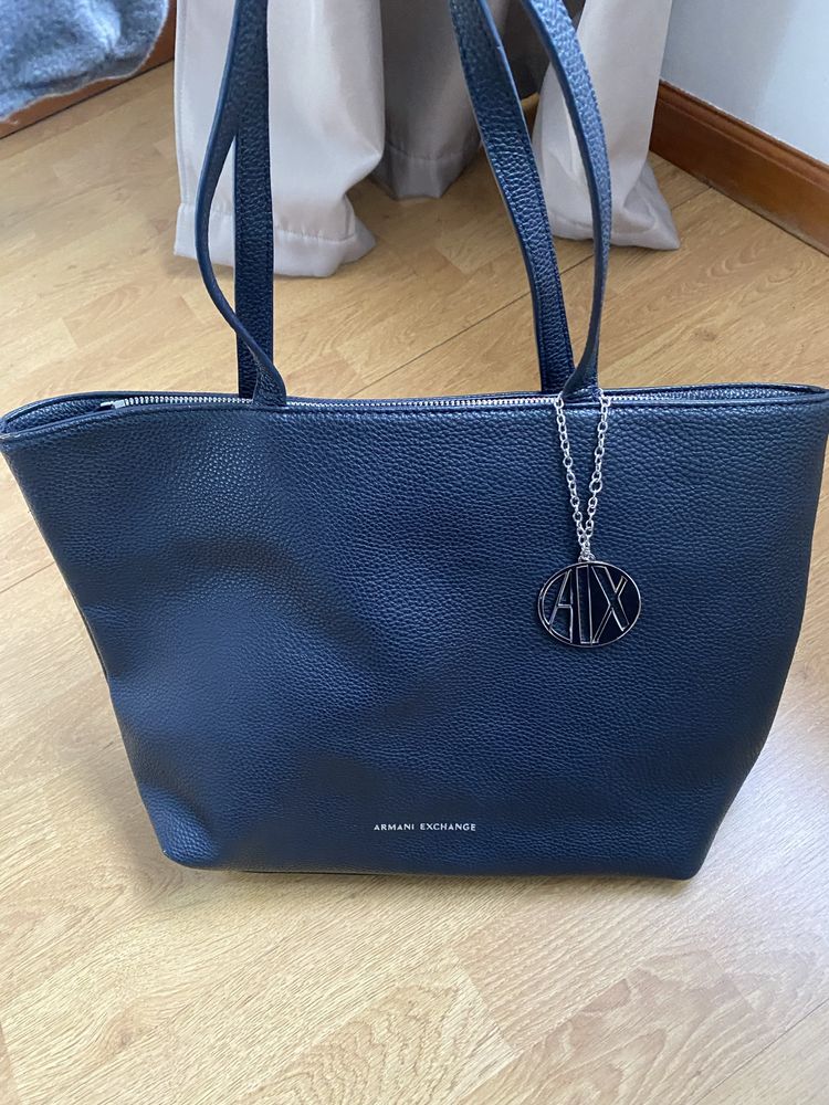 Mala Armani Exchange