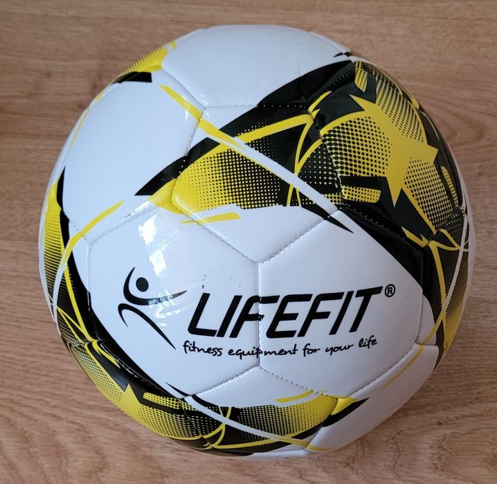 Sprzedam lub zamienię piłkę!