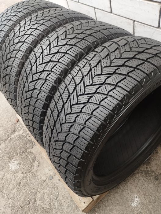 205 50 r17 Michelin X lce Snow топ шины.