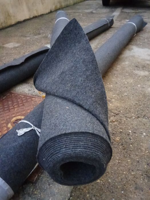 Rolos de Alcatifa Rapada Cinza Rato