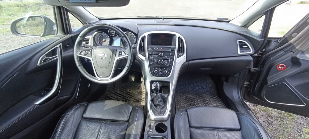 deska konsola kokpit airbagi pasy sensor opel astra j IV