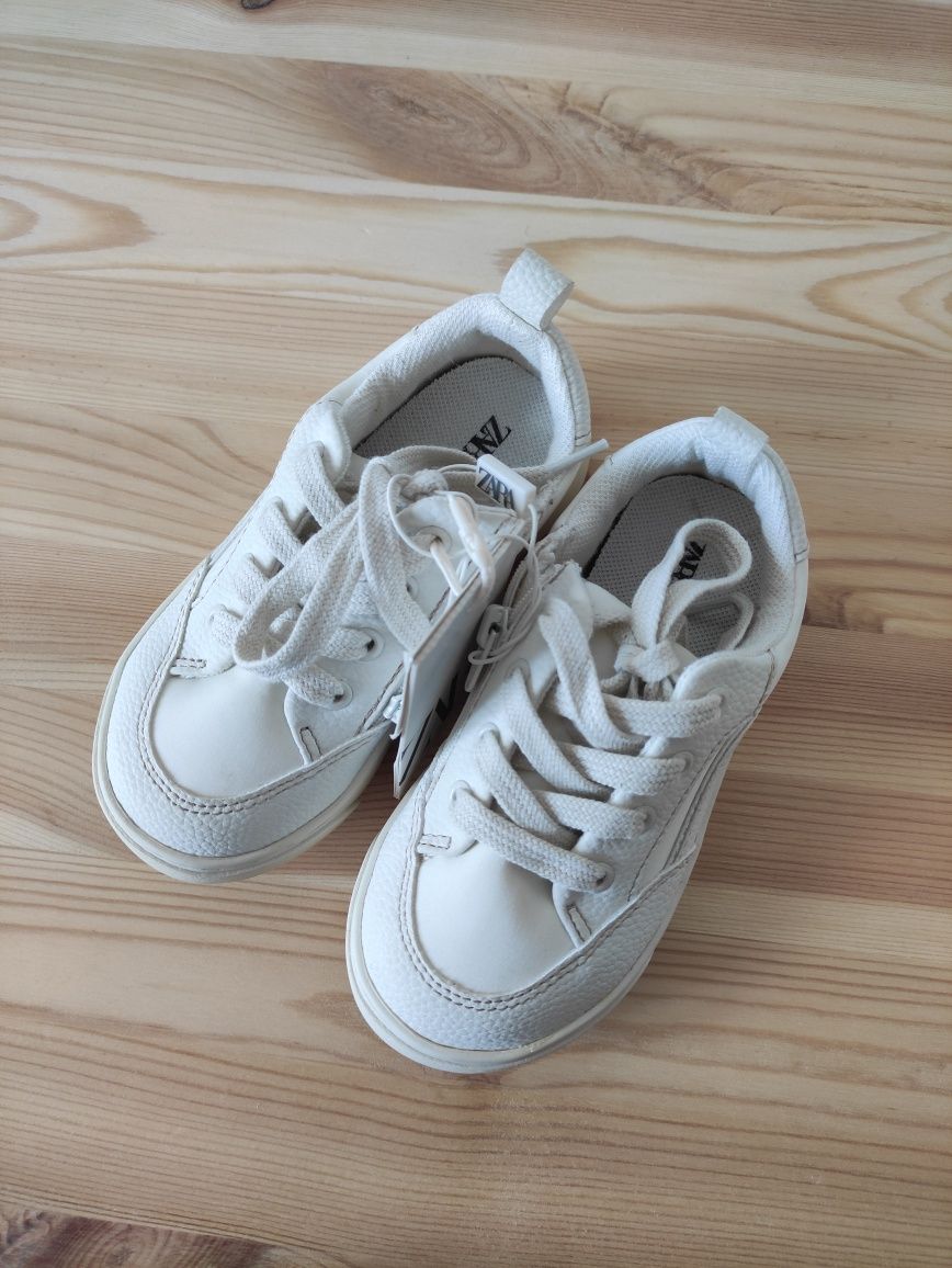 Nowe trampki tenisówki adidasy Zara 24