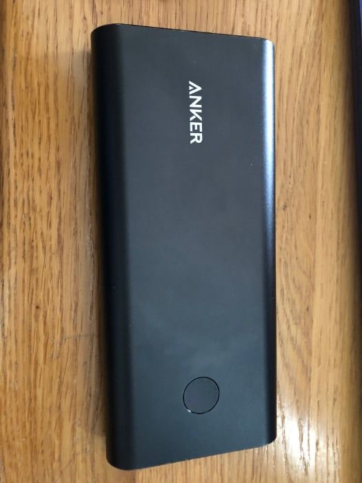 Продам powerbank Anker PowerCore+ 26800 PD