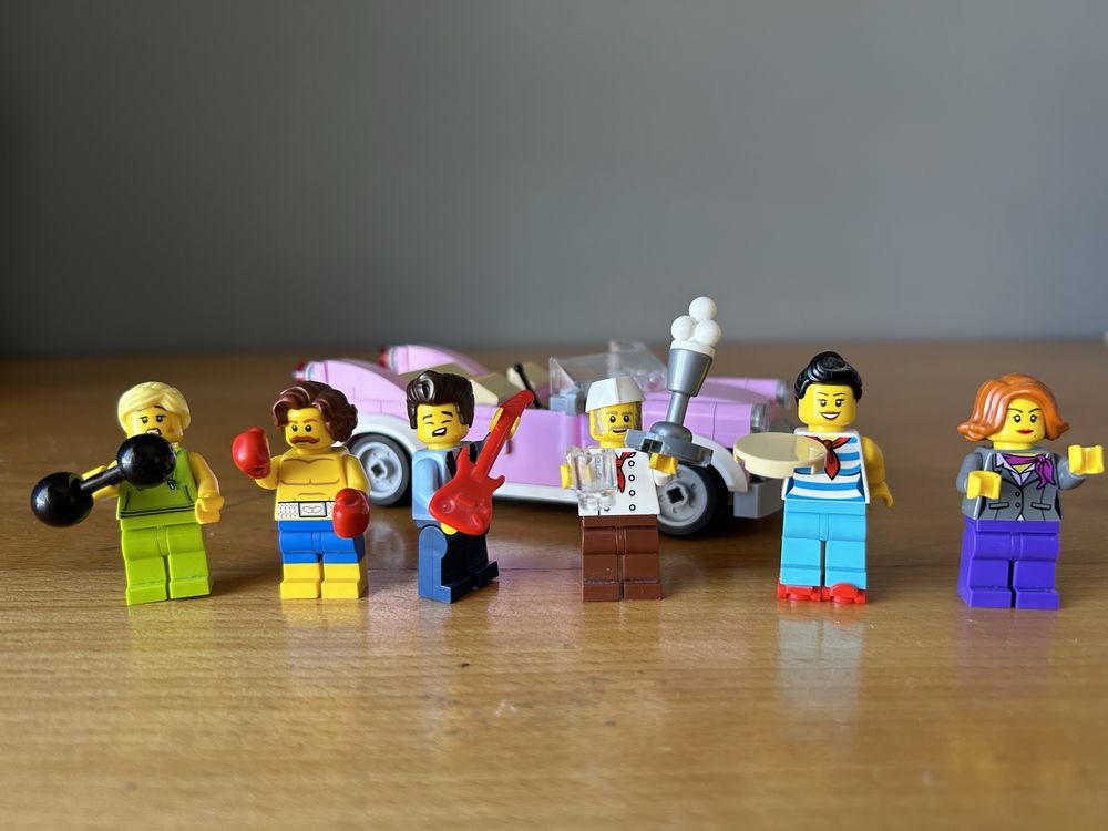 LEGO Modular Creator 10260 Downtown Diner