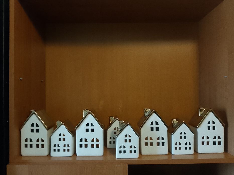 Будиночки свічники.