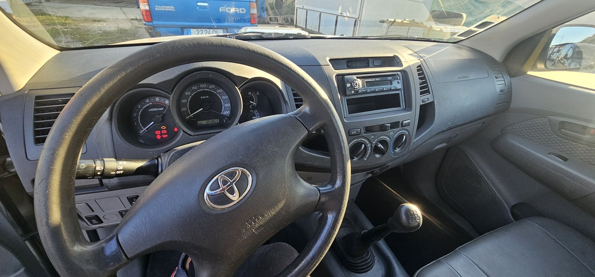 Toyota hilux d4d 104mil kms