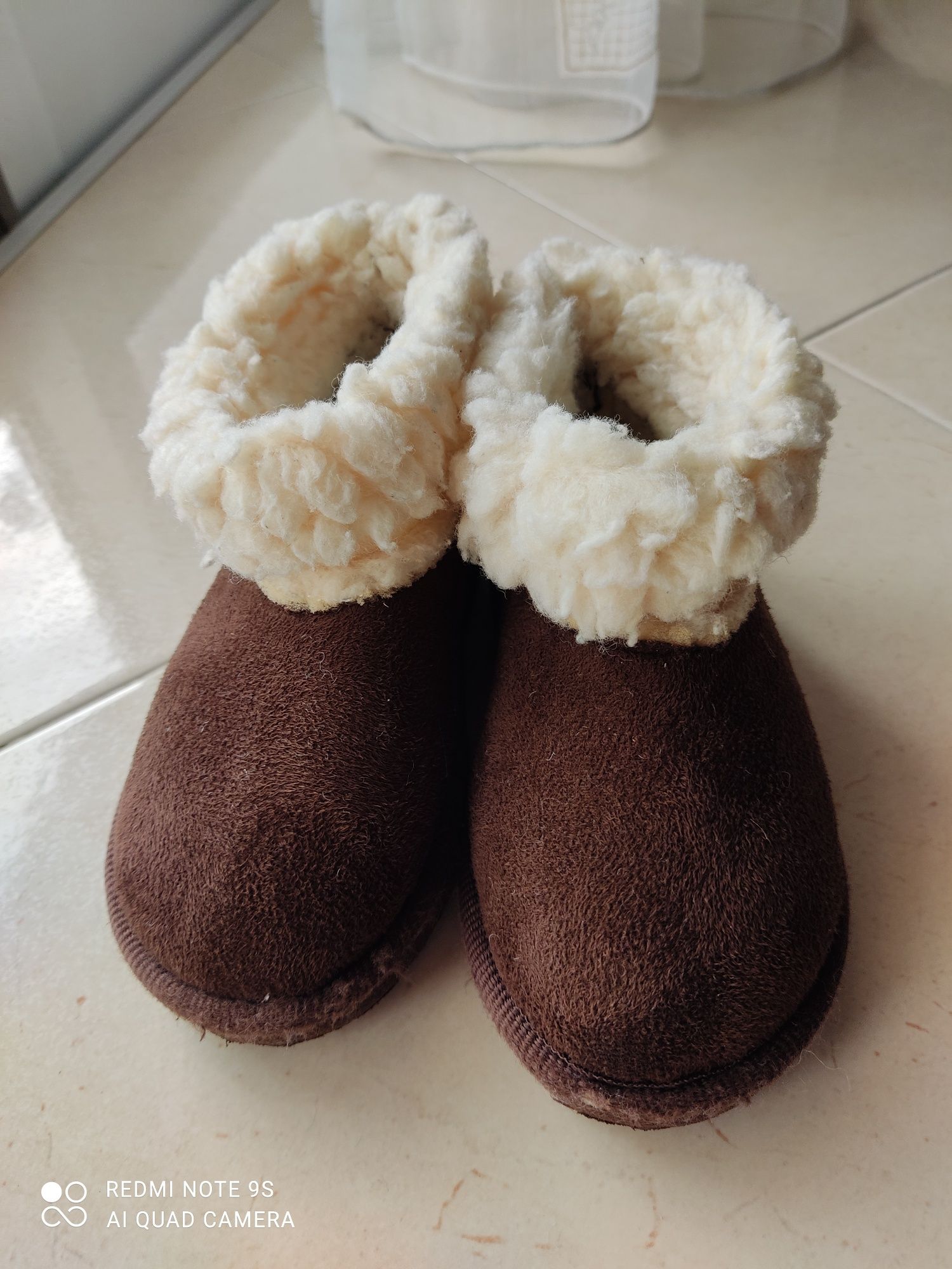 Pantufas de criança - tamanho 28