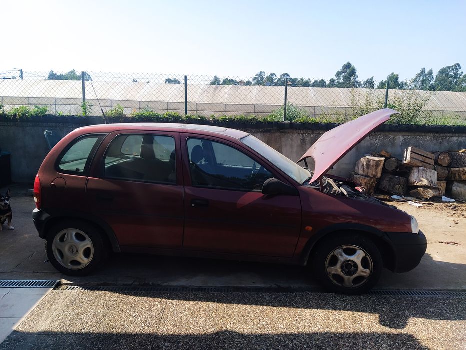 Para peças ou reparar Opel Corsa B 1996 Gasoleo
