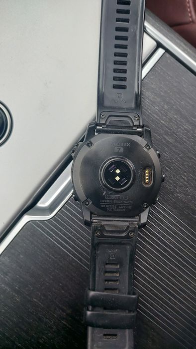 Часы б/у Garmin Tactix 7 Premium Tactical GPS Watch with Silicone Band