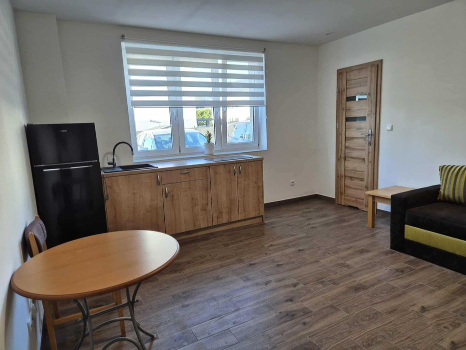 Nowoczesna kawalerka w Bieniewicach – 20 m², gotowa do wprowadzenia!