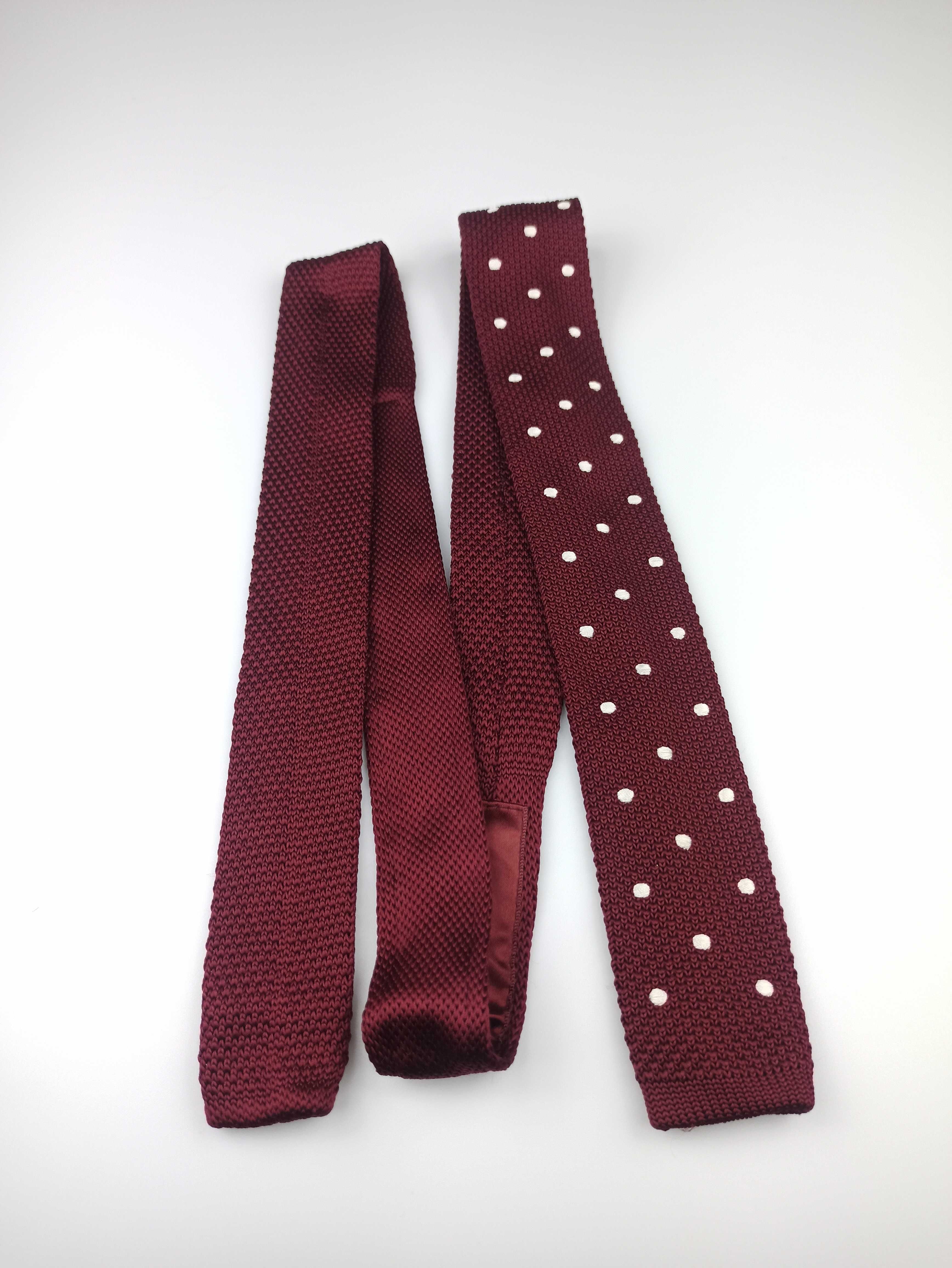 Bordowy czerwony krawat knit w groszki kropki f27