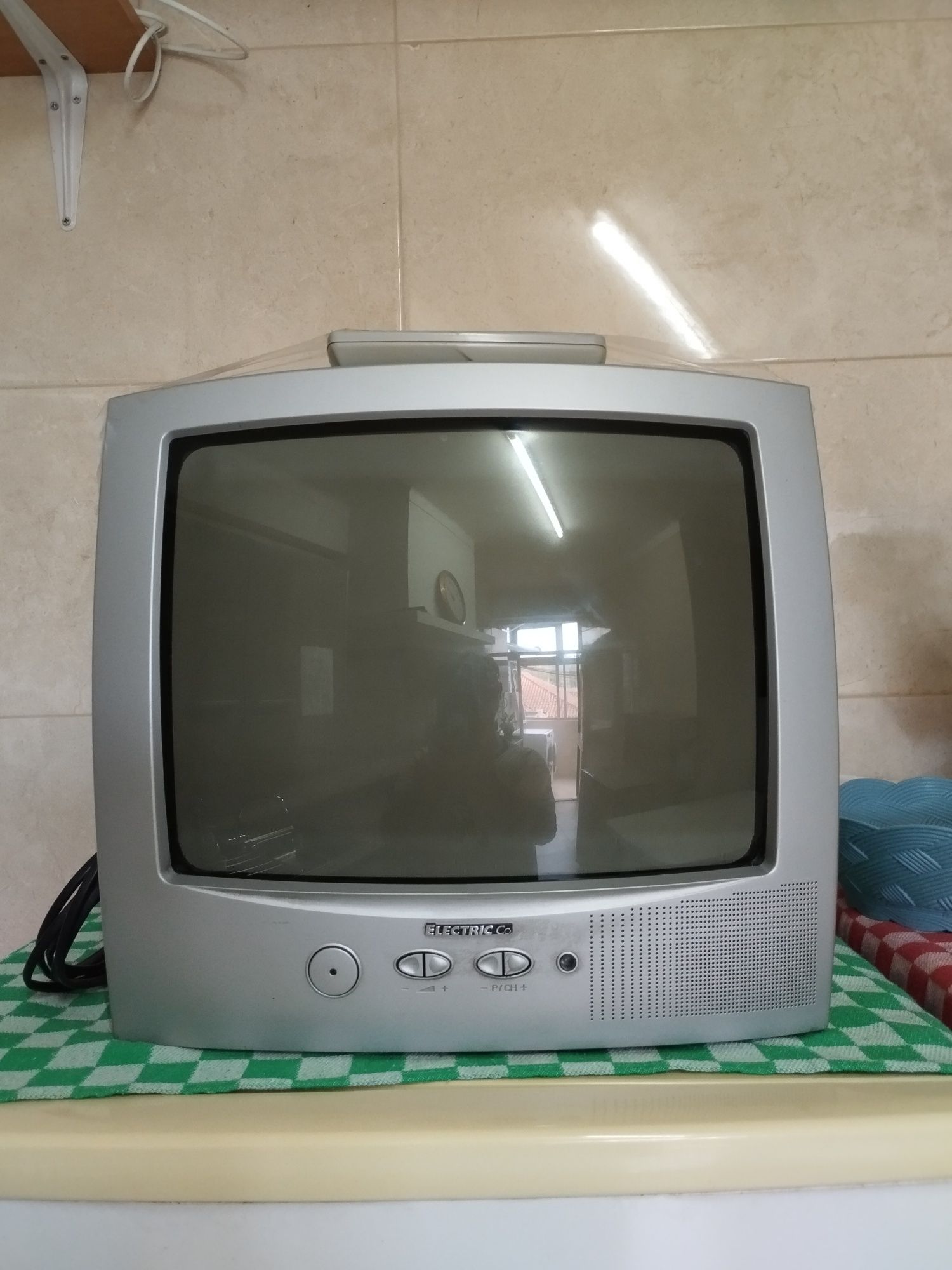 Televisão usada 37 cm