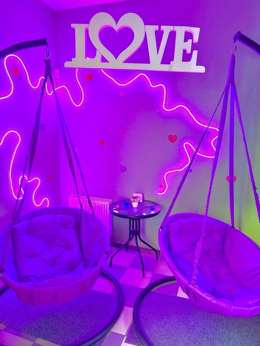 Гойдалки гнізда зі стійками