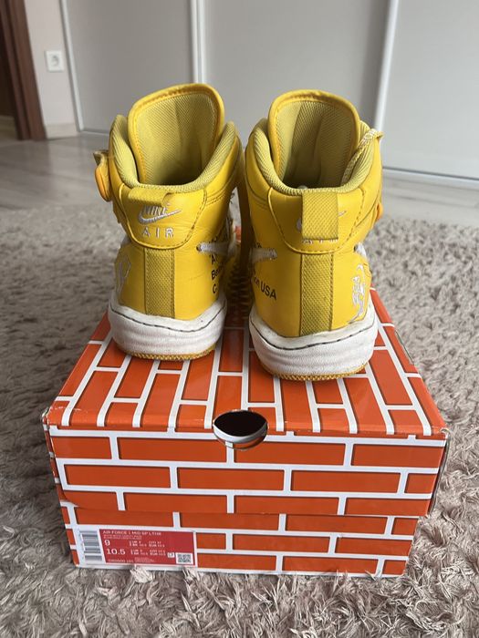 Nike X Off-White Air Force 1 Mid