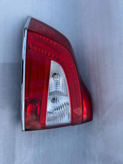 VOLVO S80 lampa tył lift 2014 do 2016  31364,291