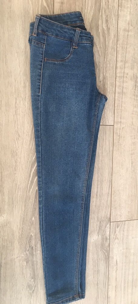 Jeansy Pull&Bear