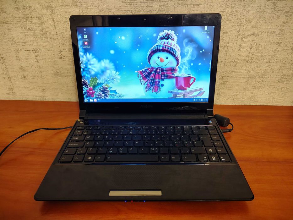 ASUS UL30VT 13.3'' C2D SU7300 4GB DDR3 500GB HDD
