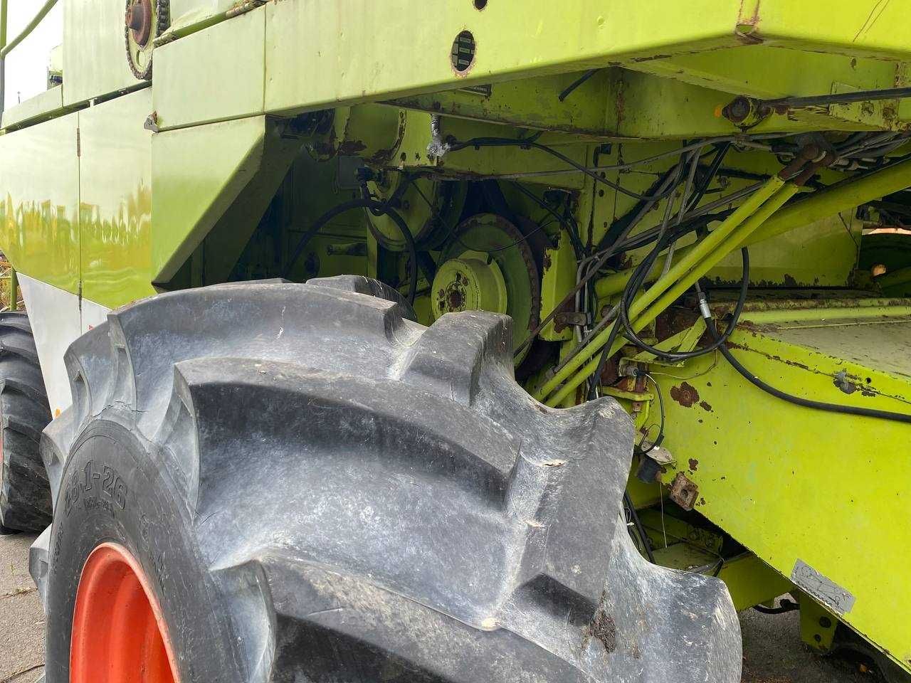 Комбайн Claas Dominator 76,78,98 із Норвегії 2000мт повнопривідний