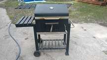 Grill weglowy używany