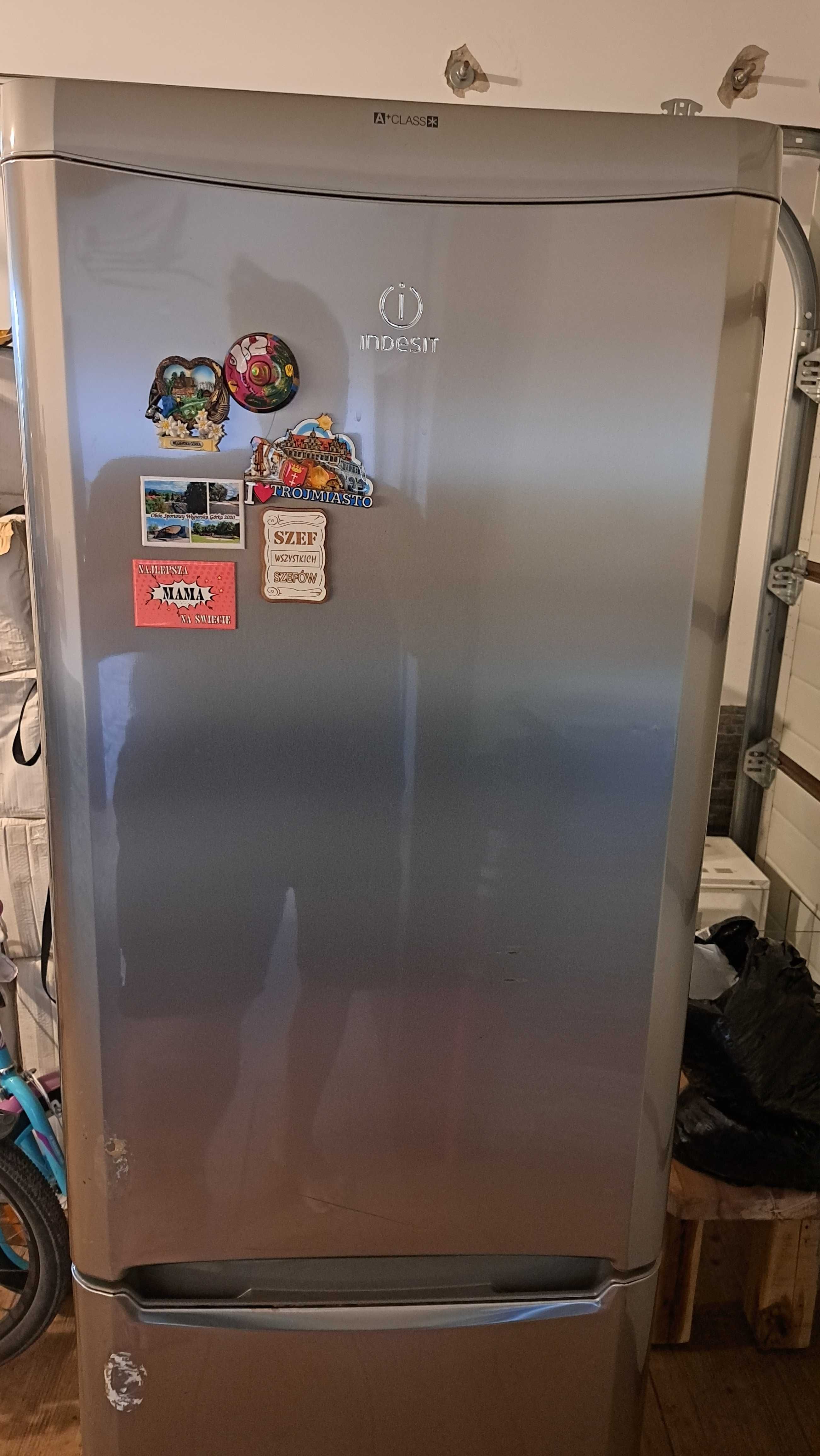 Lodówka Indesit 187x60x65,5