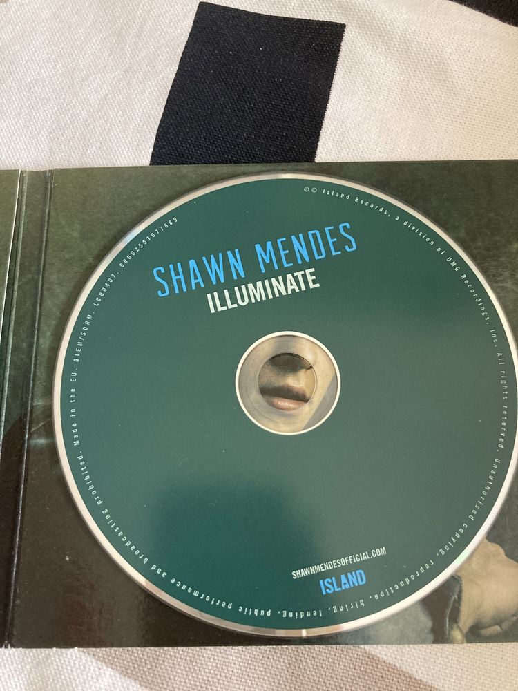 Cd illuminate do Shawn Mendes