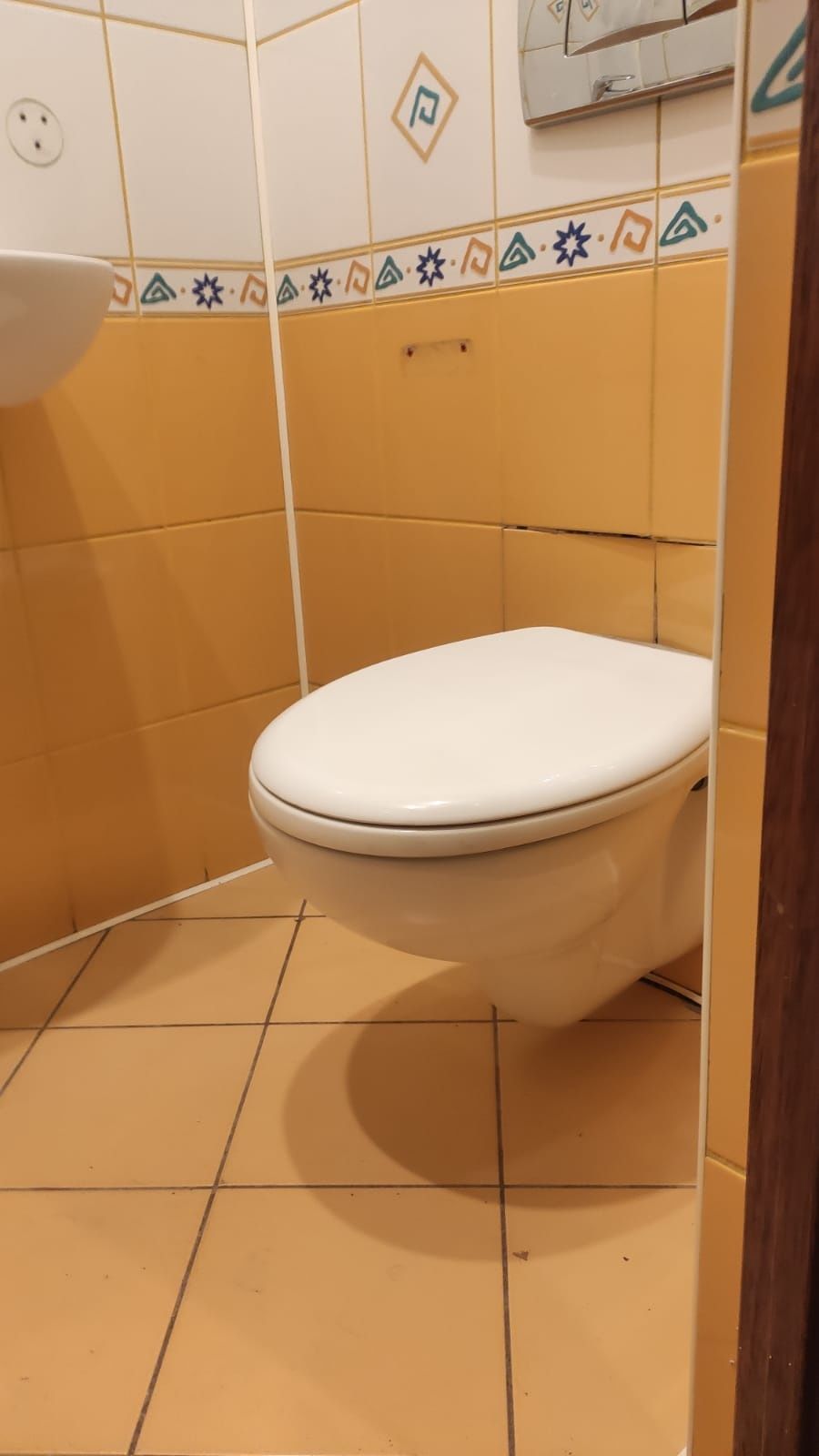 Ubikacja łazienka zestaw wc z stelażem zakóp również na części