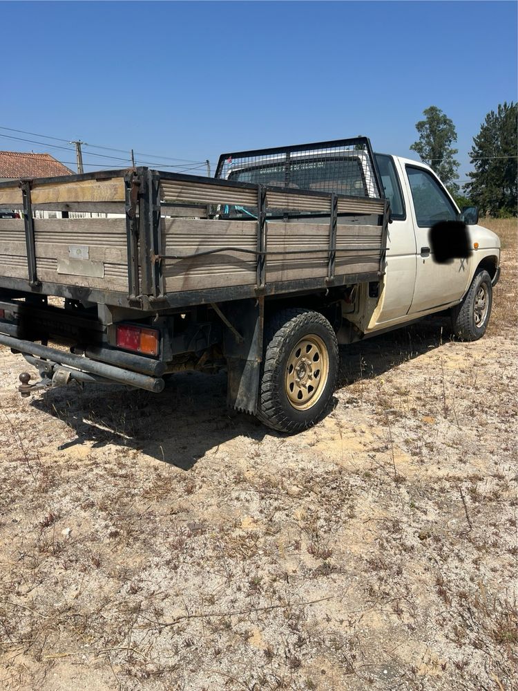 Nissan Pik-up - 4x4