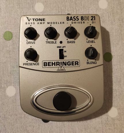 Efekt preamp basowy/gitarowy Behringer Bass Driver BDI 21